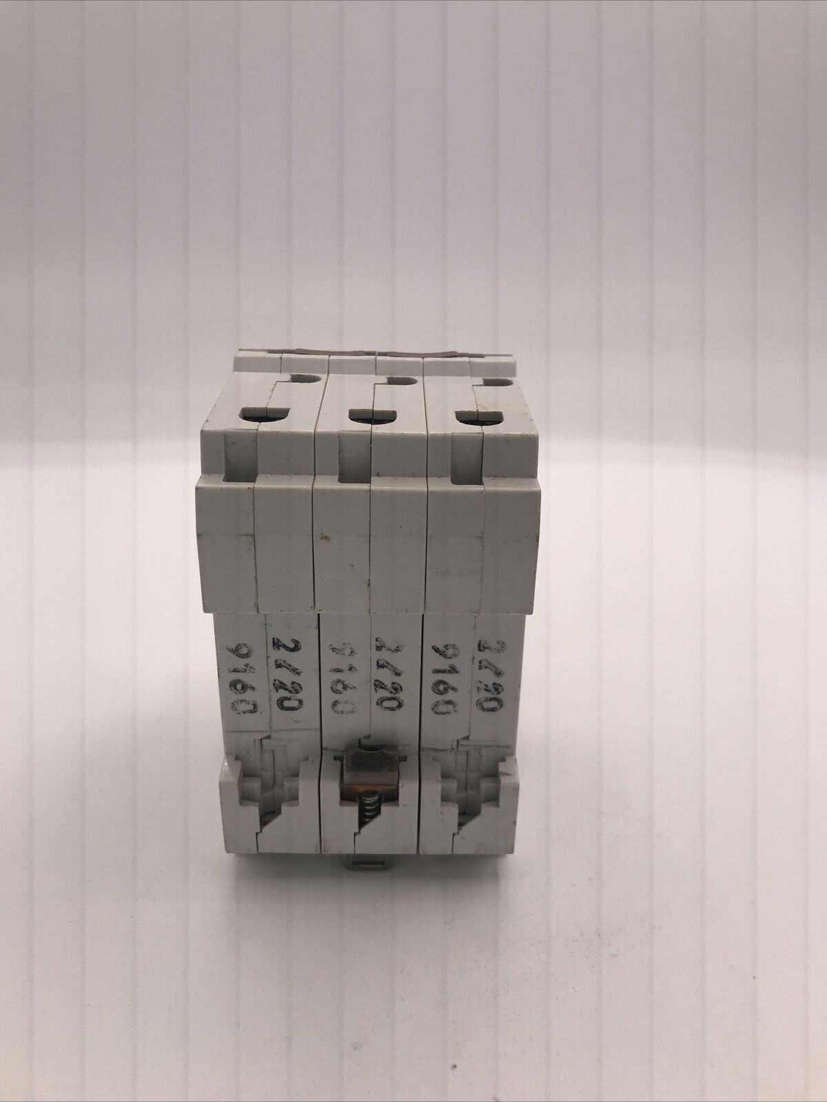 DORMAN SMITH T202 20A 20 AMP M9 TYPE 2 TRIPLE POLE MCB