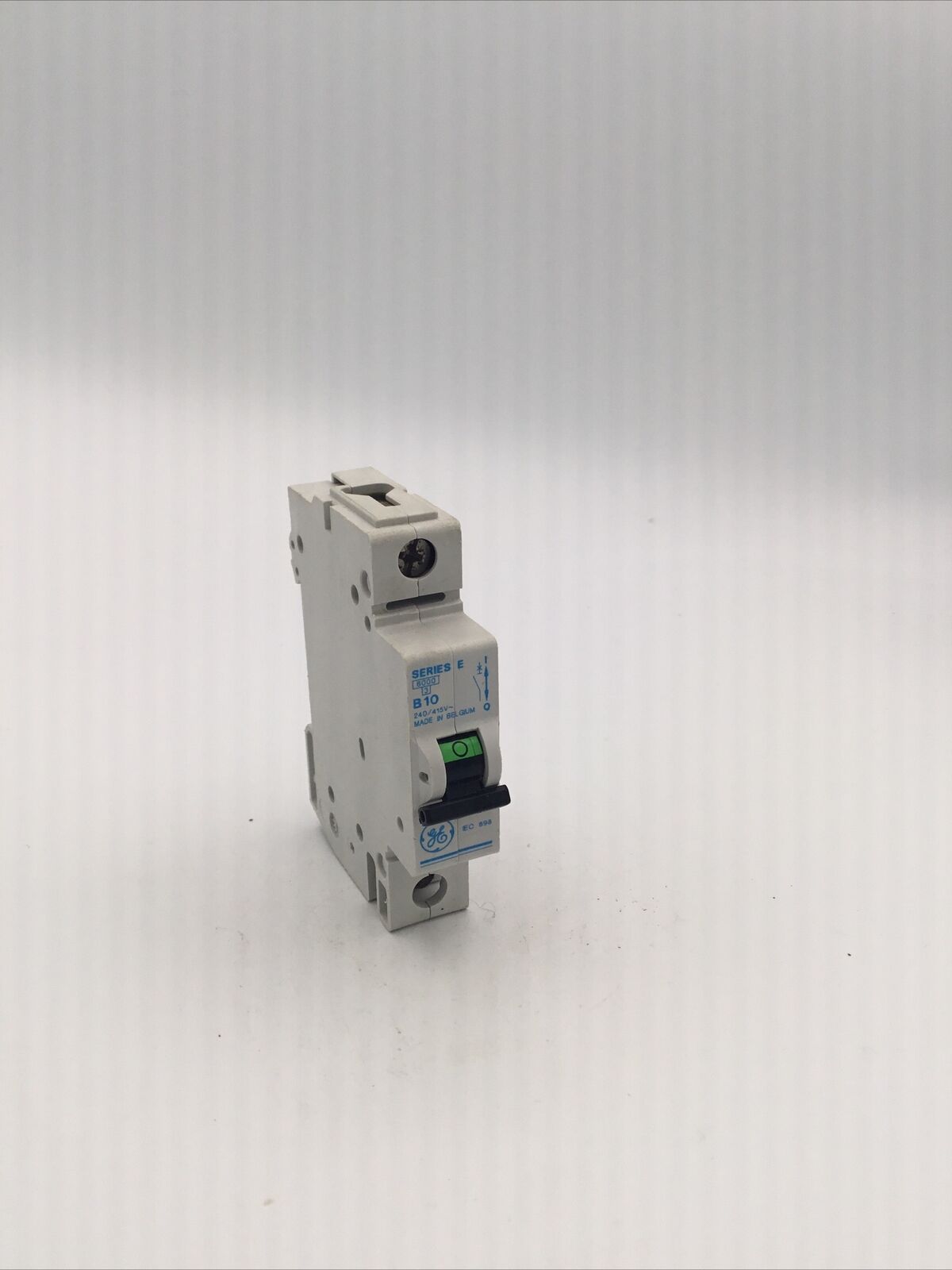 GE General Electric 628105 Series E 10 Amp 10A Type B10 MCB Circuit Breaker V099-014140 628105