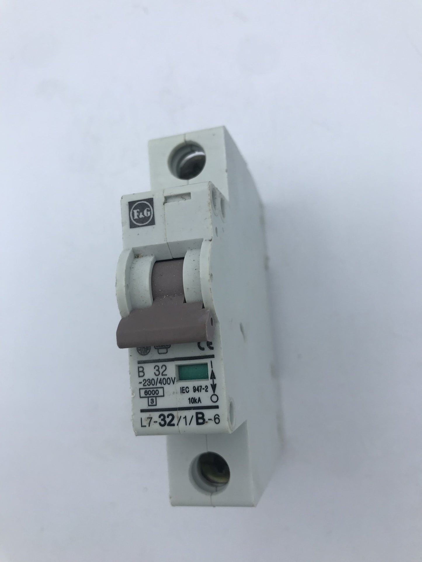 F & G Moeller B32 32 Amp L7-32/1/B Type B Circuit Breaker