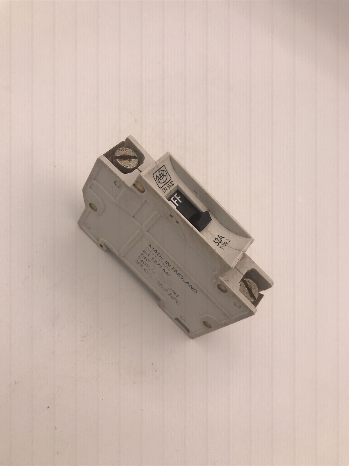 MK LN5932 TYPE 2 MCB'S CIRCUIT BREAKERS 32 amp Old Style