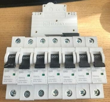 MK Sentry 5940s 60898 40 Amp B40 Single Pole MCB - Indicator bottom right NEW