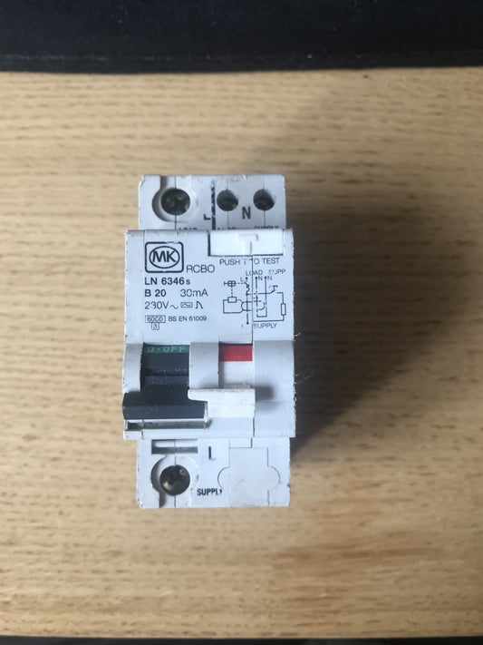 MK LN6346S LN6346 20A 20AMP DP RCBO