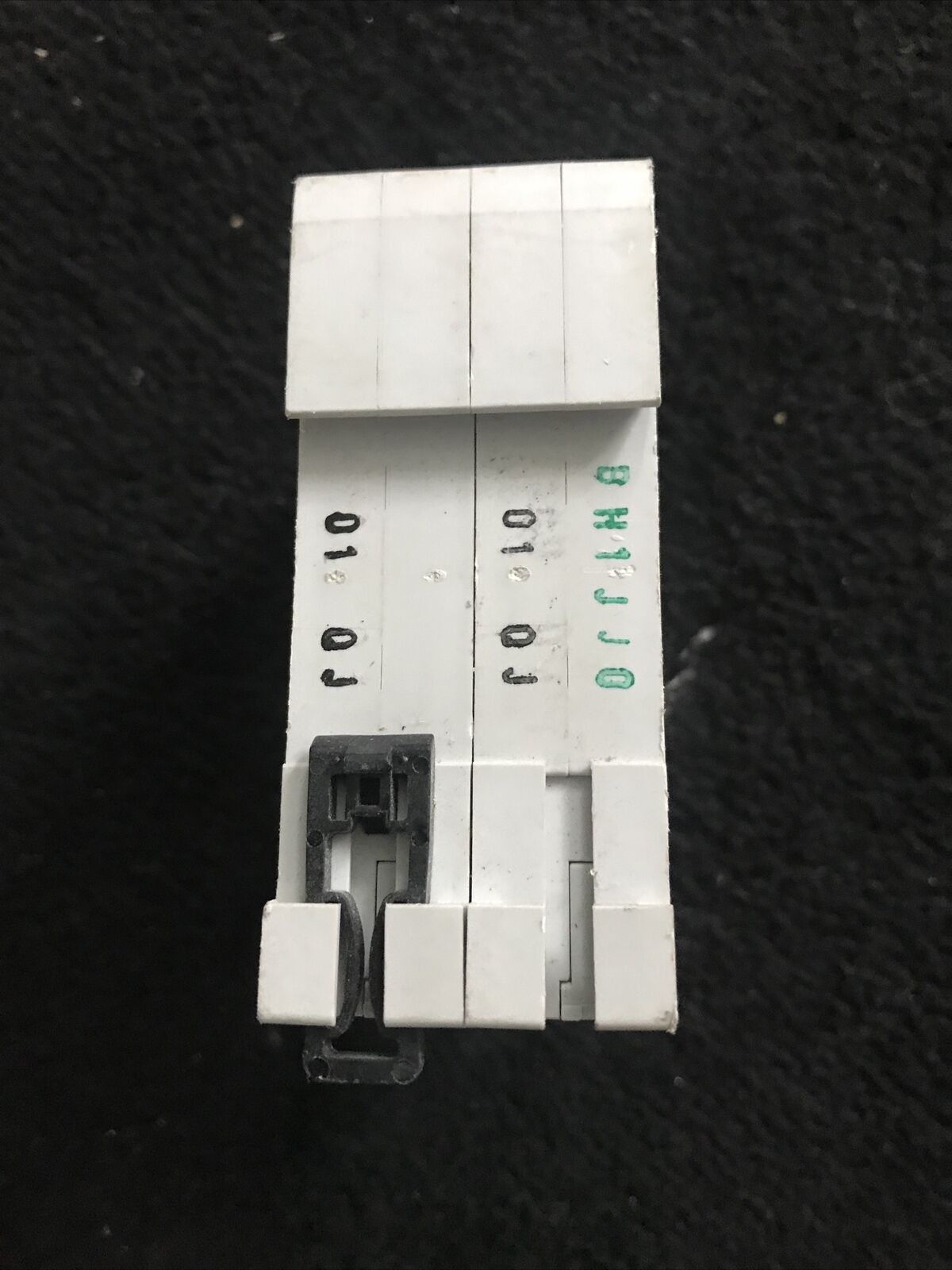 CONTACTUM 100 AMP DOUBLE POLE MAIN SWITCH DISCONNECTOR CPD100