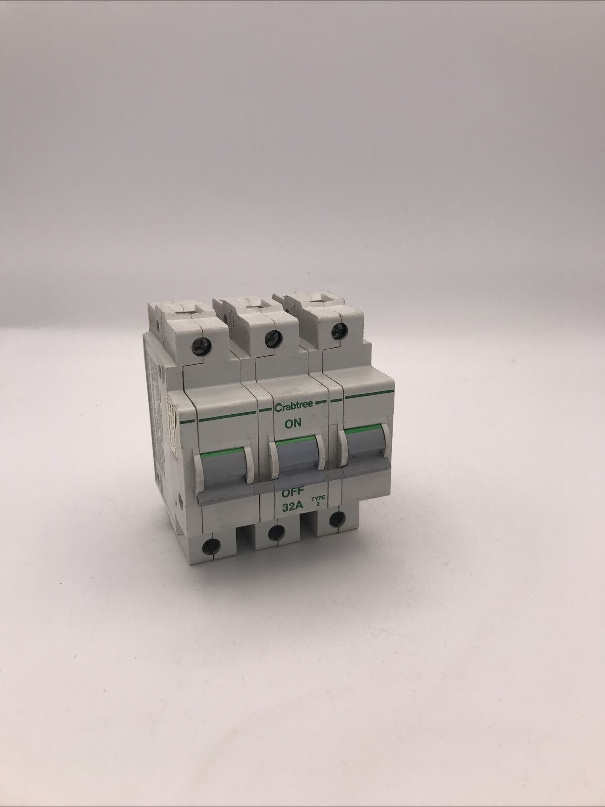 CRABTREE POLESTAR 32 AMP TYPE 2 M9 TRIPLE POLE 632/32 CIRCUIT BREAKER