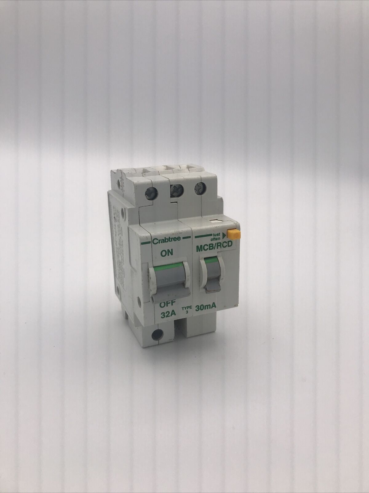 Crabtree Polestar C32 RCD 32 Amp 30mA 10kA 32A Type C Double Pole 602C/323