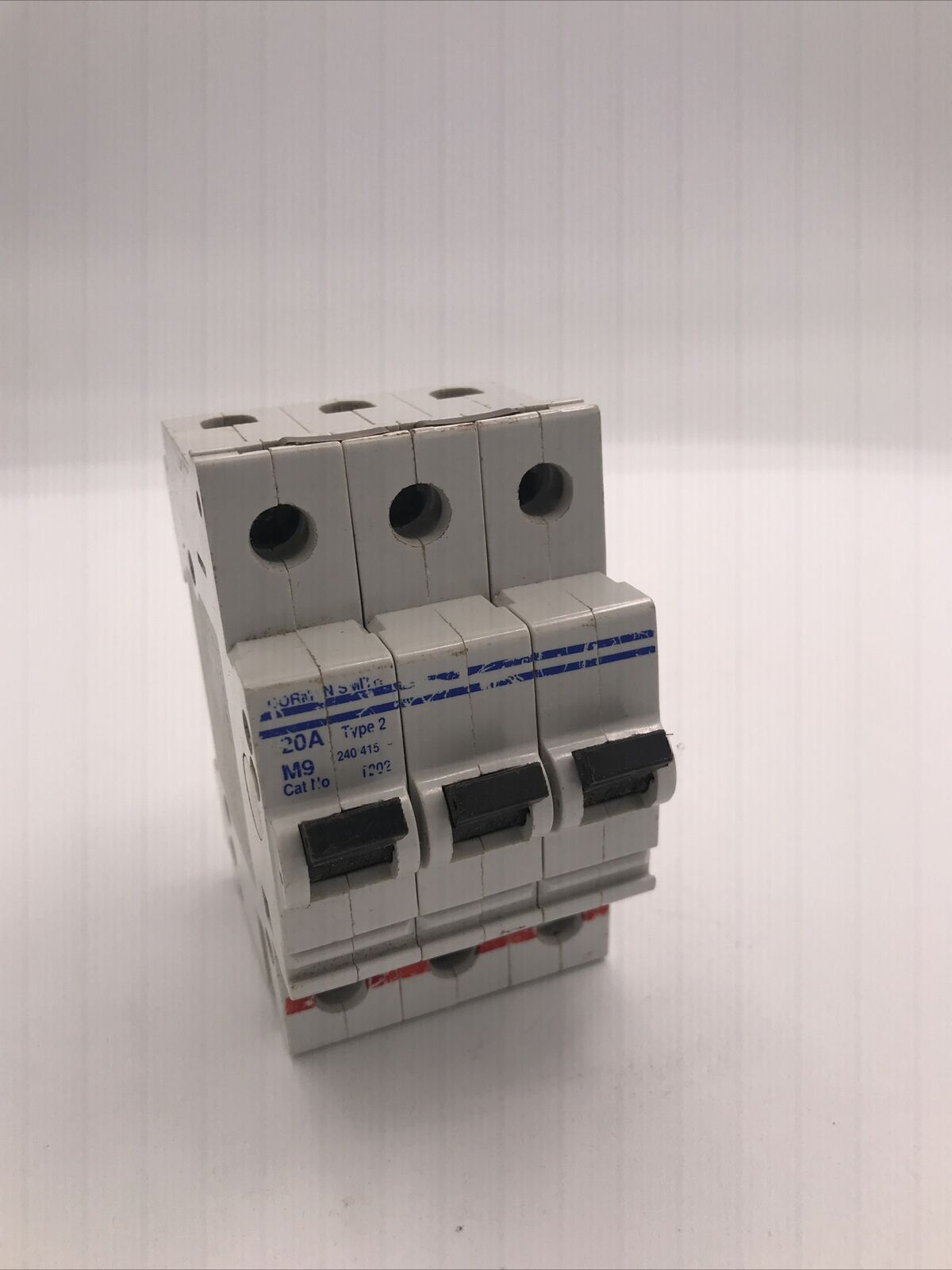 DORMAN SMITH T202 20A 20 AMP M9 TYPE 2 TRIPLE POLE MCB