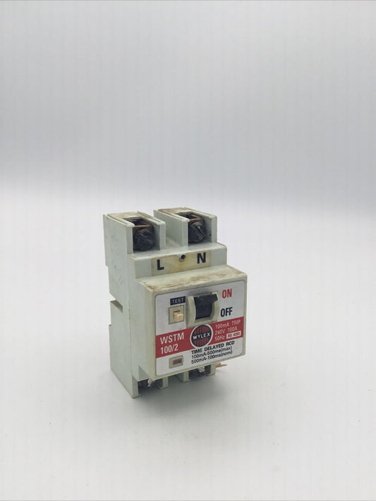 WSTM 100/2 WYLEX 100a 2 POLE 100ma TIME DELAYED RCD (W228)