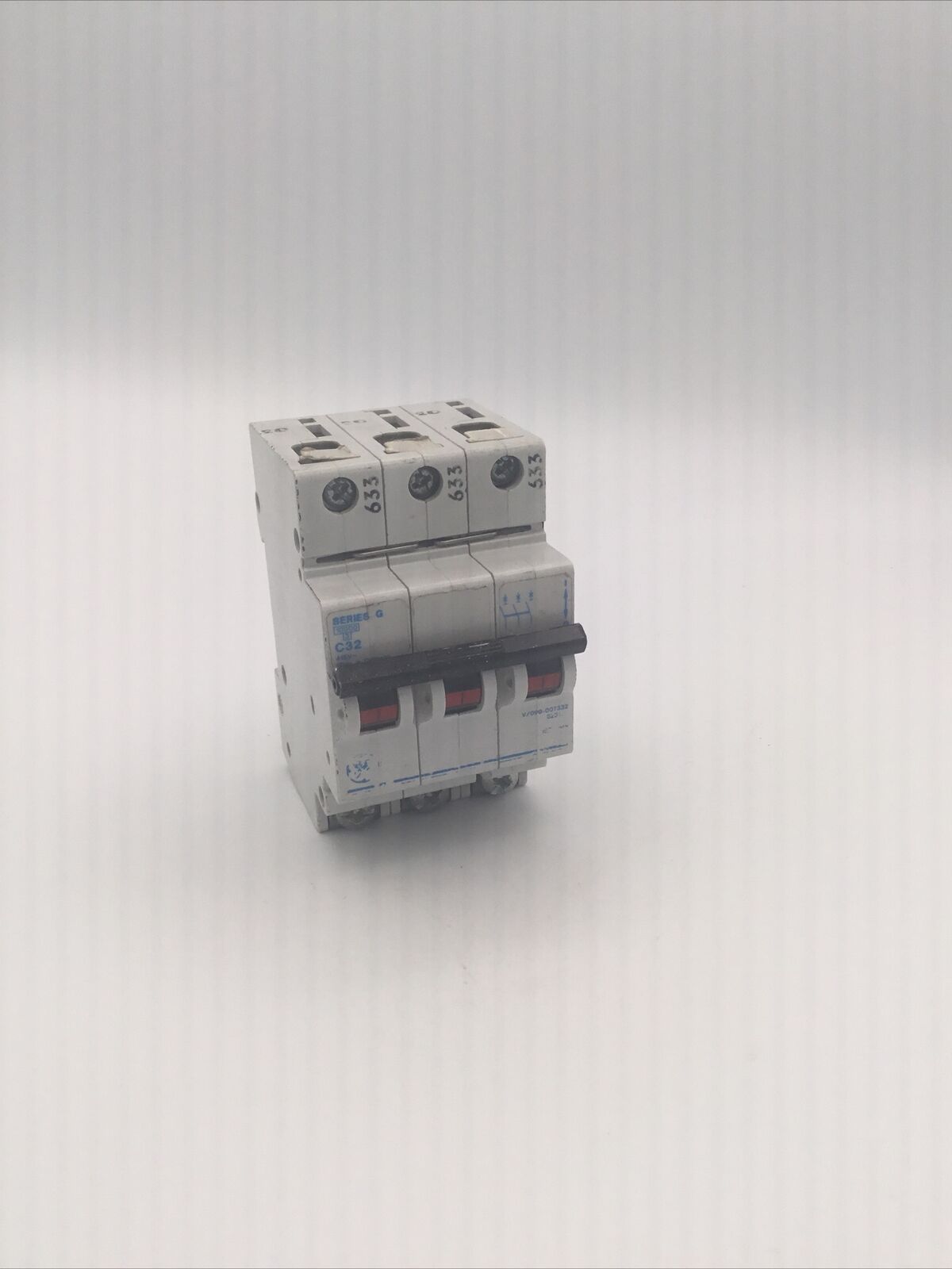 GE General Electric Series G C32 Type C MCB Circuit Breaker 3 Phase