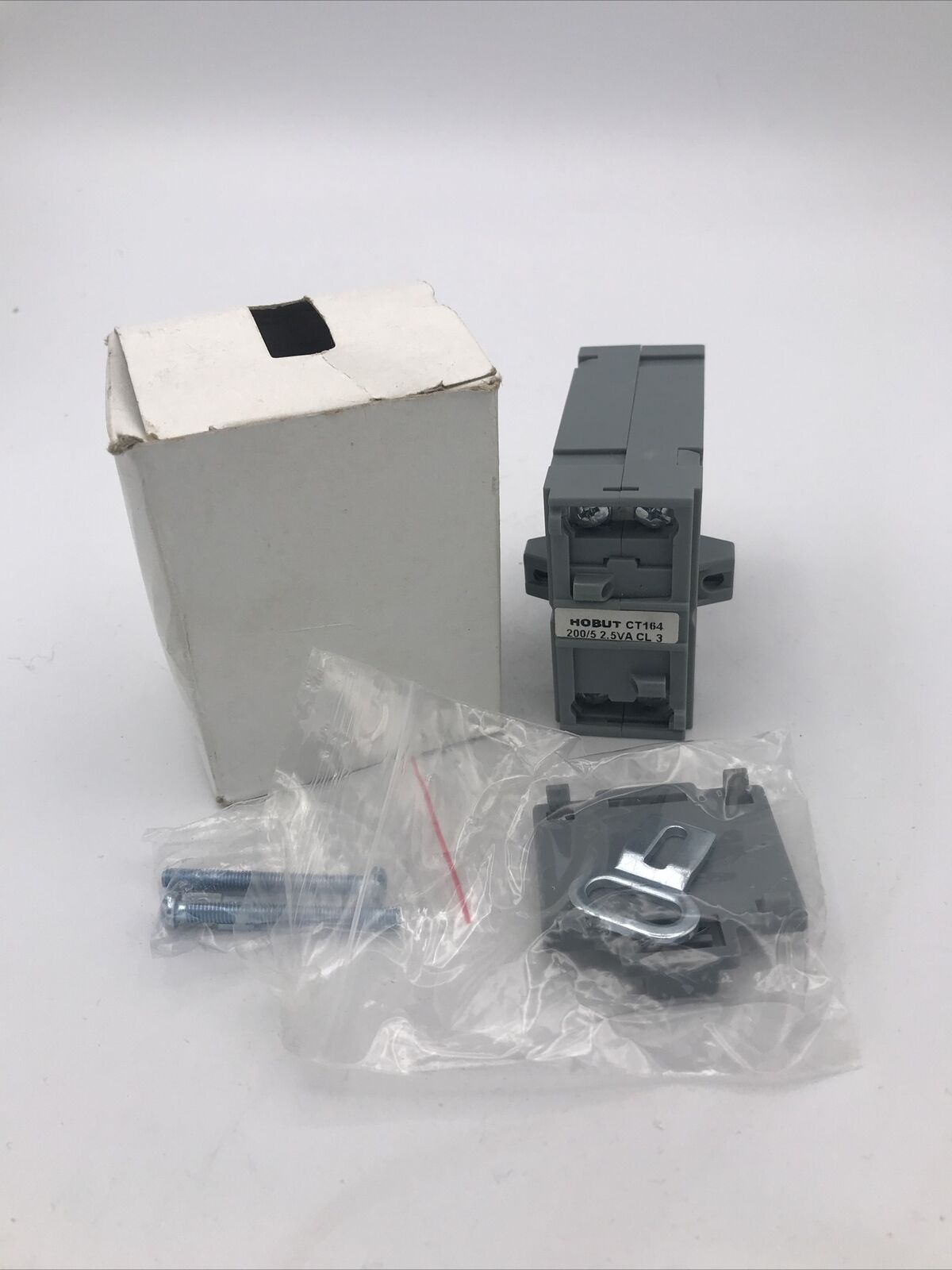 HOBUT CT164 DIN Rail Mounted Current Transformer 28mm diameter 200:5