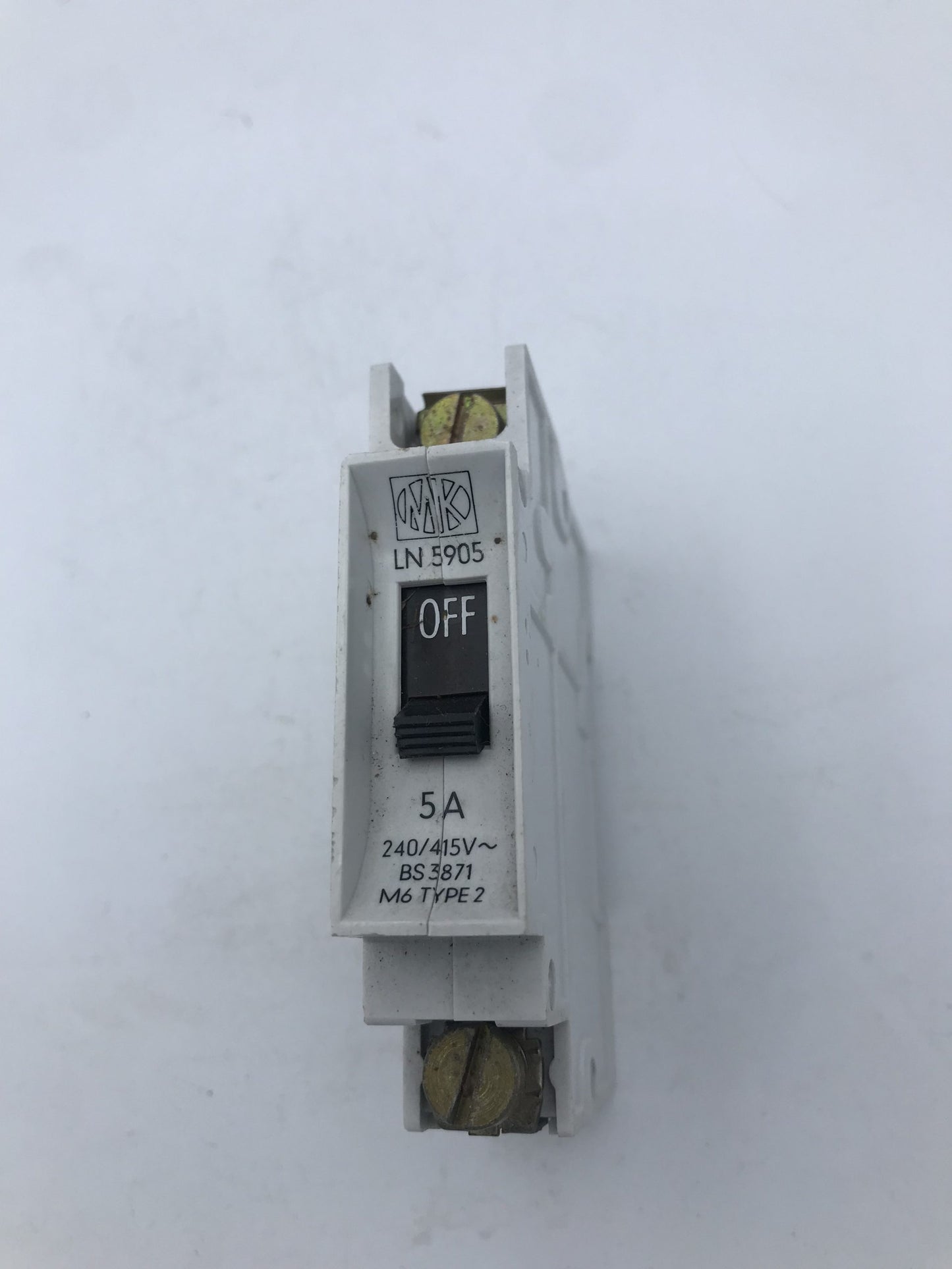 MK LN5905 5 Amp Single Pole Circuit Breaker Type 2 5A Old Style