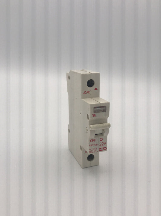 MEM AB32SB 3871 Type B 32A MCB