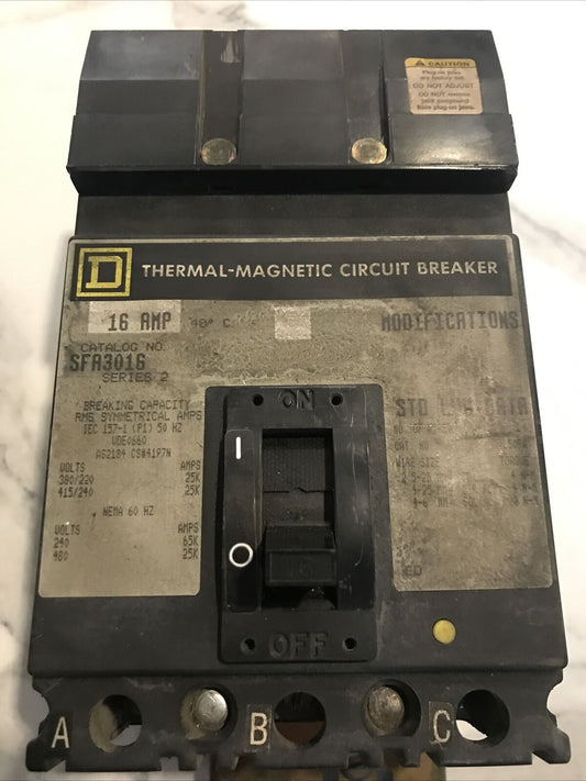 SQUARE D 16 AMP 25kA TRIPLE POLE MCCB I-LINE SFA3016 16A