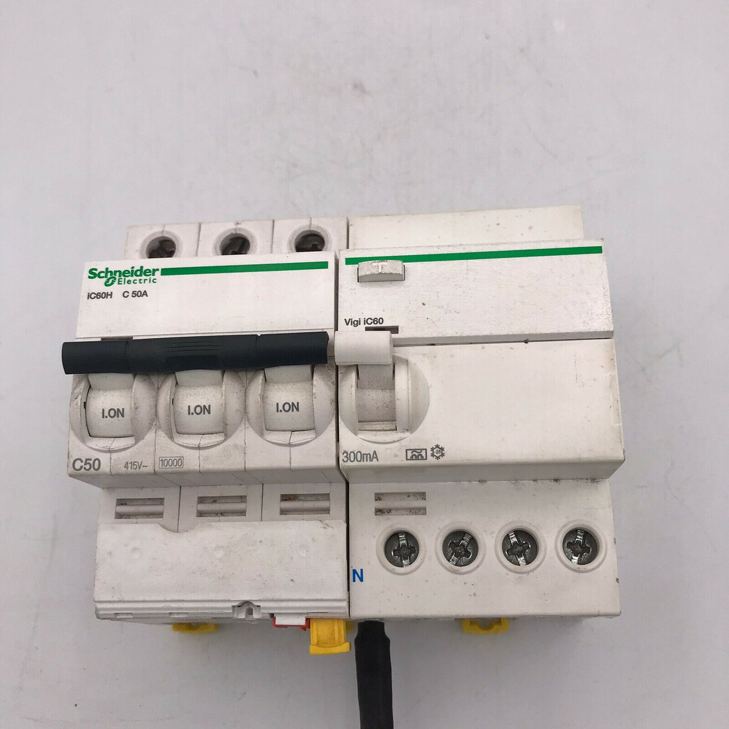 Schneider Electric Ic60h C50 + A9V02763 Vigi iC60 RCD 4P 30mA