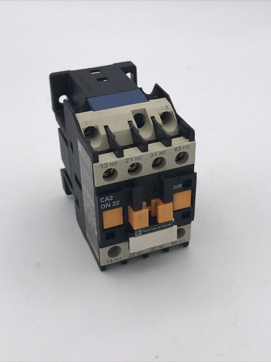 Telemecanique CA2-DN22-N7 Control Relay 2NO 2NC 415VAC CA2DN22N7